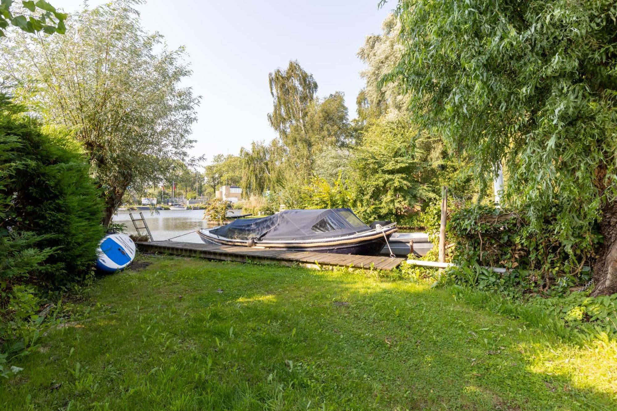 Het Huis Met De Groene Deur Амстердам Екстериор снимка